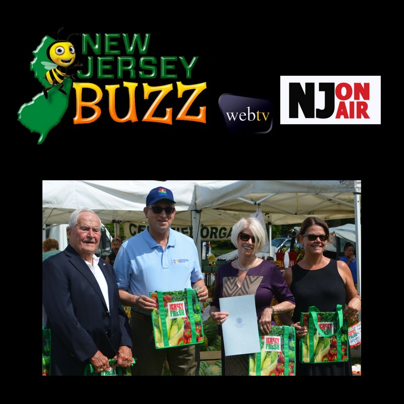 NewJerseyBuzz's tweet photo. Yes the celebration of #NationalFamersMarket Week is documented with Jersey Fresh in #RedBankNJ to Read More https://t.co/Xu8XksGpAO #Buzzable @JerseyFreshNJDA  @redbank @njonair https://t.co/a6b0wyWoqf
