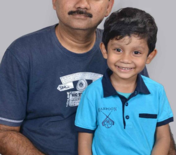 BioEdenUS's tweet image. Apratim is four years old and is on the #autism spectrum, although after this, he has begun to see some drastic improvements in his symptoms: hubs.ly/H0dlJQD0 #stemcells #health