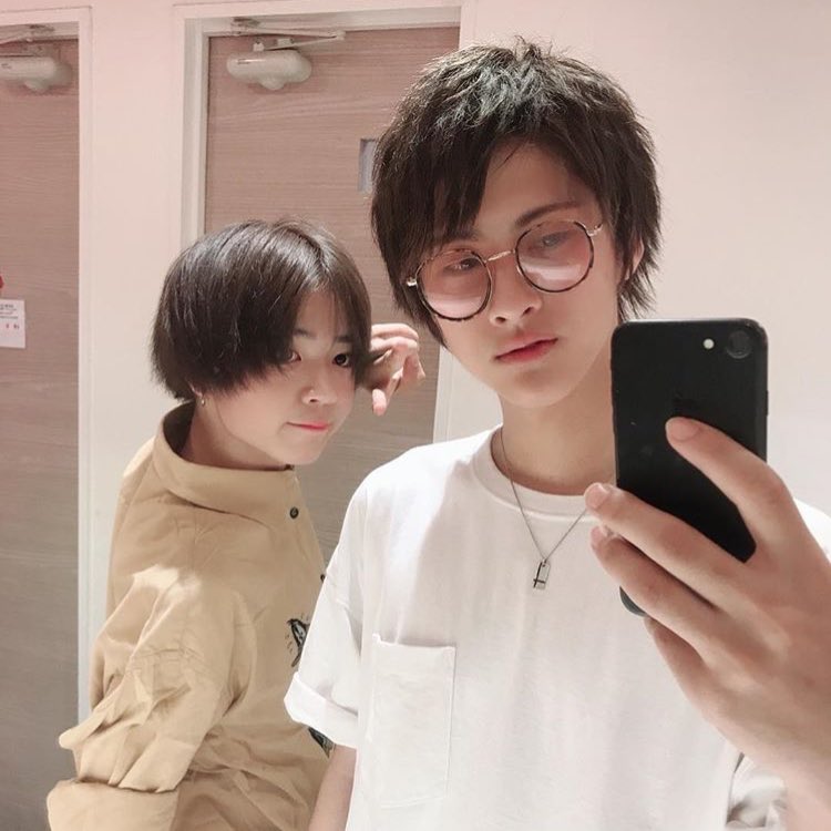 moemoe__bob's tweet photo. とりあえずしょうえいくん
かっこよすぎかわいすぎ 🌹🌹
彼女さんと幸せそうで何よりだ 〜〜
うちもしょうえいくんと
付き合いたい〜〜（え
うらやましい 😂😂💖 https://t.co/wXWEIjKR6M