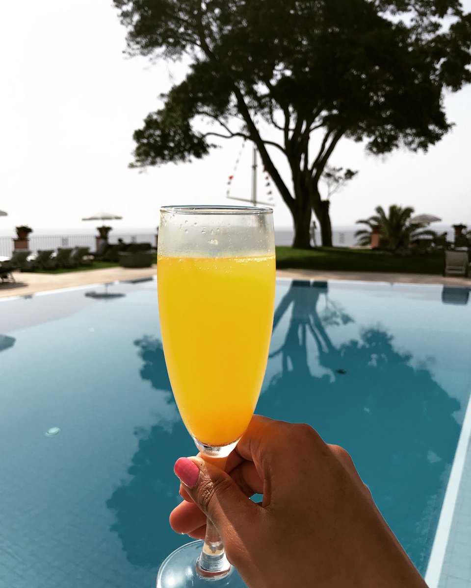 cookieandbela's tweet photo. Cheers to the weekend 🥂💃🏽 #Saturday #cookieandbela https://t.co/tuHnF8wlYl