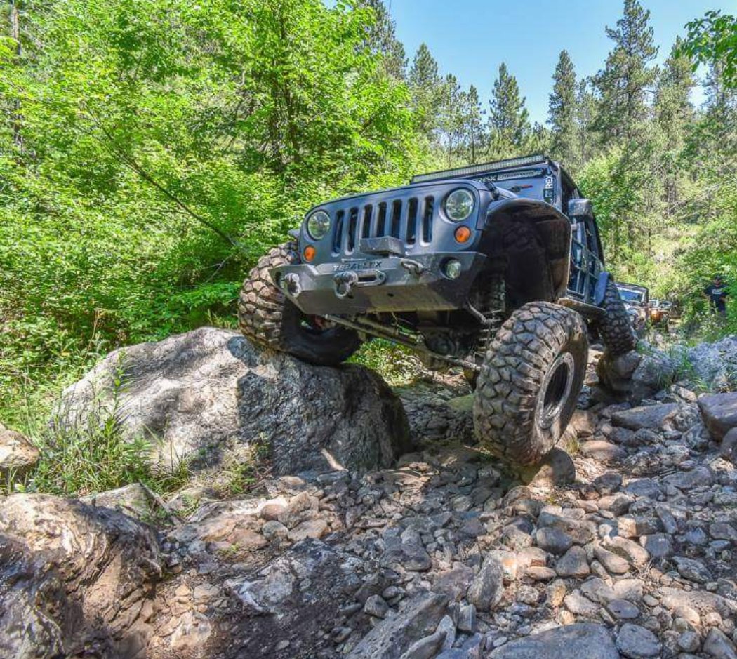 Legendary1941's tweet photo. Good Morning and happy Saturday Jeep fam!  #legendary1941 #jeepfamily #jeeplife @wve1022 @dauntlessjku @RachaelLMarsha2 @XBullofficial @harleythor62 @JKUInkedGirl @JKOverlander @TopJeepers @THEJeepMafia @Thejeepboss @crawlher @JkAnchorr @7026saki @4skullkrushers @ReturnCheck https://t.co/9EscOWmK0f