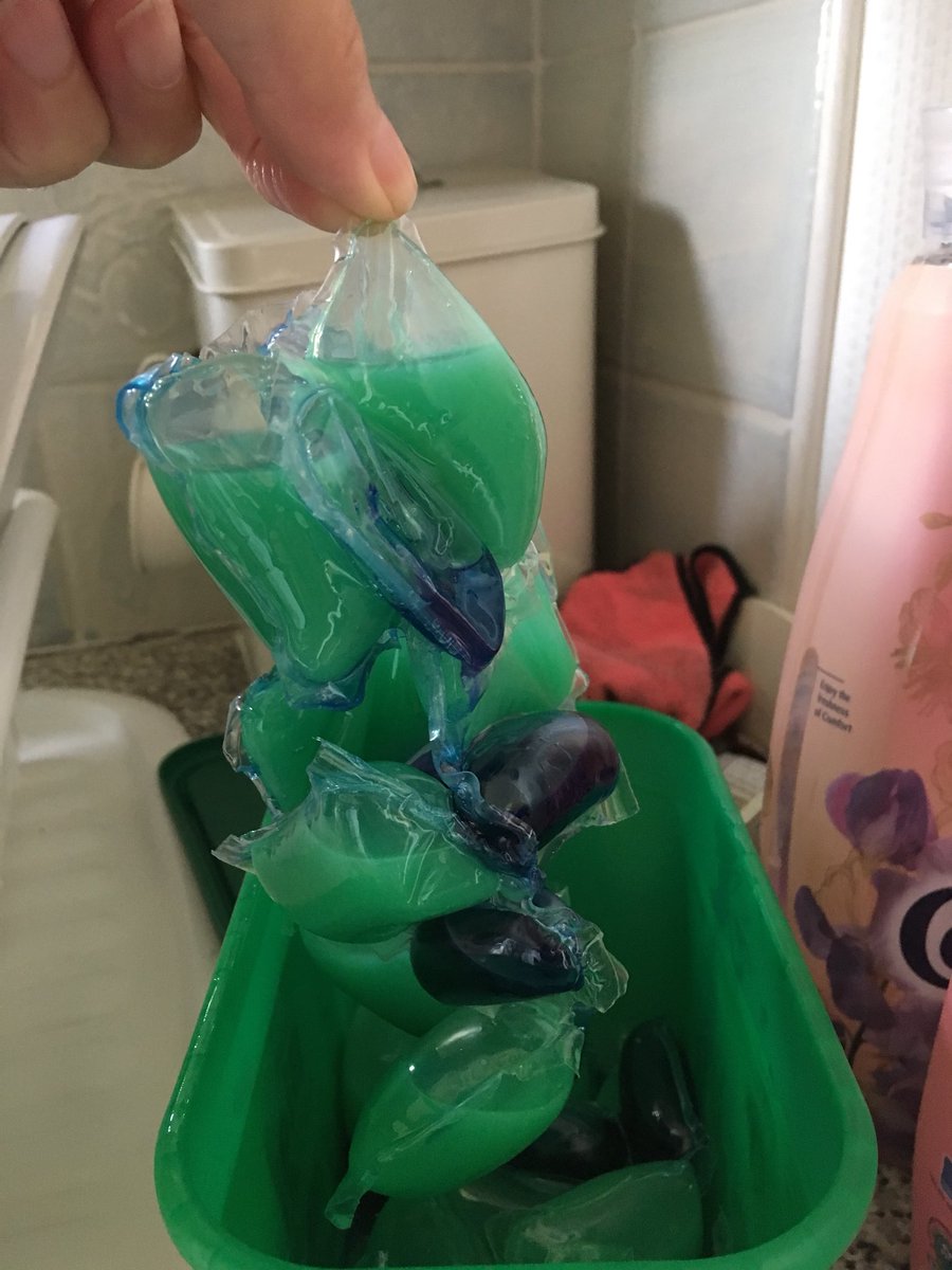 SarahBrierley10's tweet photo. 7 out of 19 no good! Not as good value for money as I thought! 😔 @AsdaServiceTeam  @asda https://t.co/MhLmiPEyaJ
