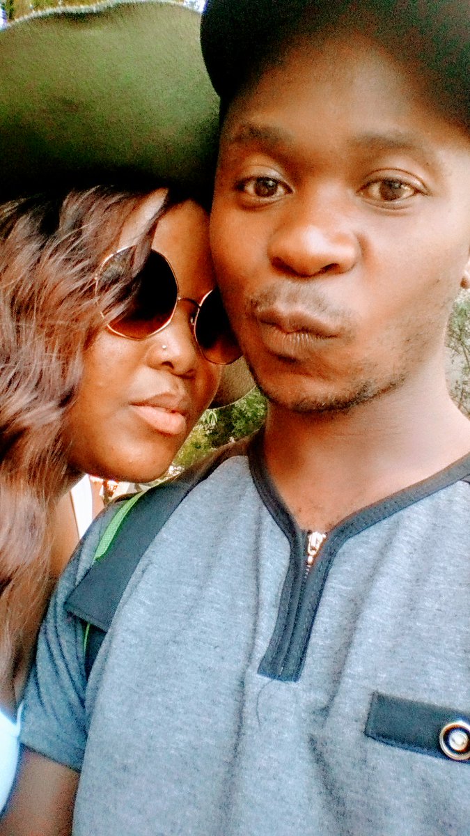 hlalelechaka's tweet photo. #Twoplae me n my bestie 😘💕❤😉 https://t.co/b6BwVfSW7c