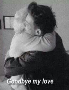 stylesdiesel's tweet image. eu tô muito triste que a vó do louis morreu :(  espero que o louis, as meninas e a família dele fiquem bem e continuem fortes, eu nunca perdi ninguém mas imagino como deve ser o sentimento, eu só queria poder abraçar ele agora #StayStrongLouis