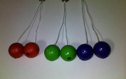 doycix's tweet image. Crianças de hoje em dia se divertem com Iphones, mas quando eu era criança me divertia com isso