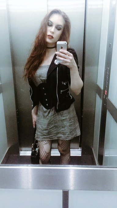 M&rsquo;era Luna festival 🌙 https://t.co/rZd1u8AZx7<a href="/tag/newprofilepic"class="tags"><span>#newprofilepic</span></a>