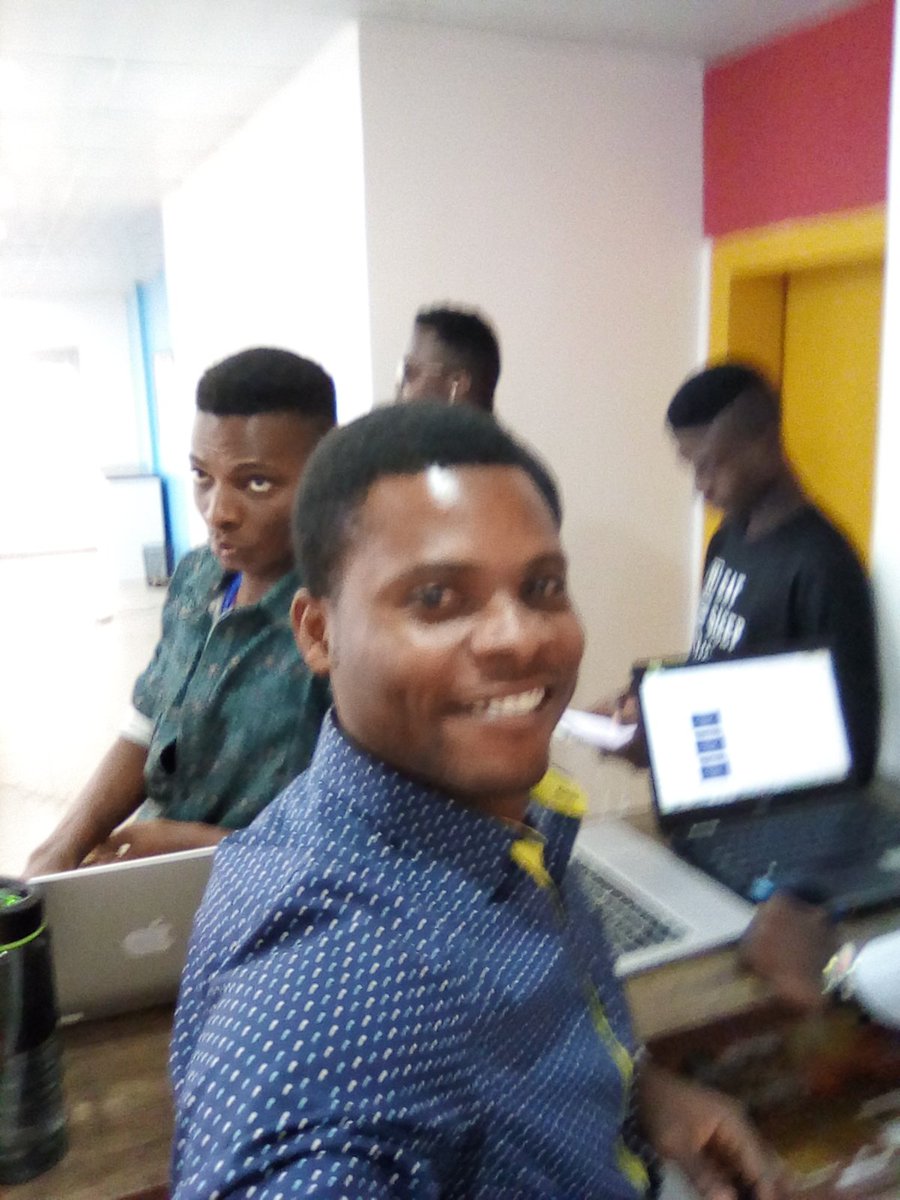 olakehinde_'s tweet image. @fccLagos #freeCodeCamplagos #CoffeeNCode