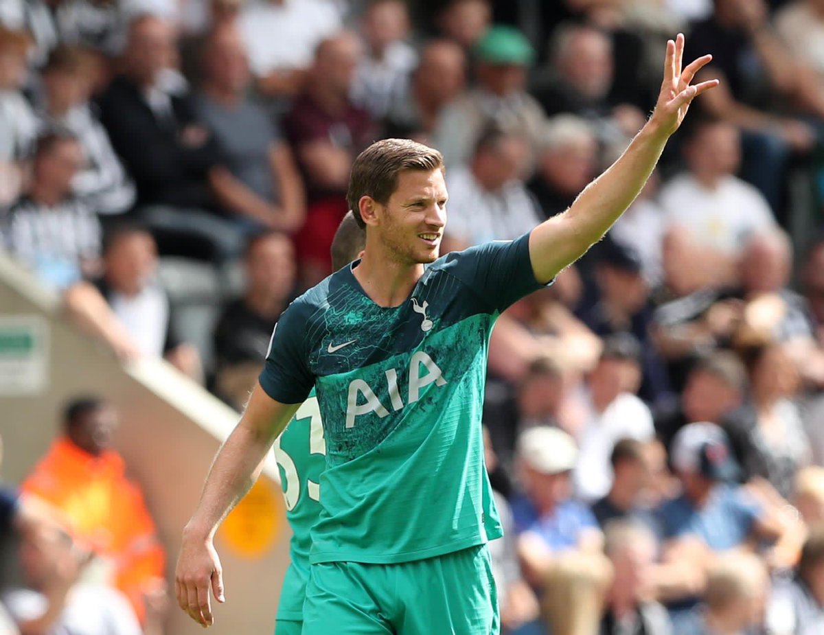 JanVertonghen's tweet image. Golden boot hunt under way... 😀#COYS