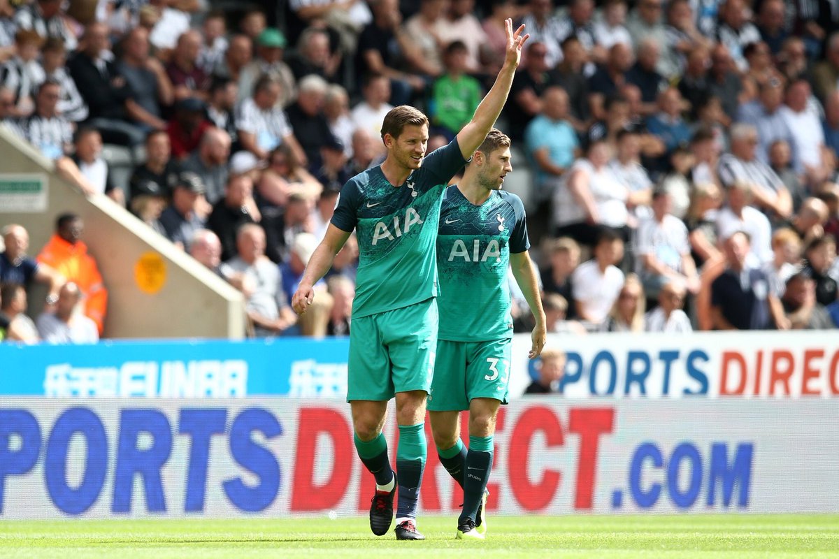 JanVertonghen's tweet image. Golden boot hunt under way... 😀#COYS