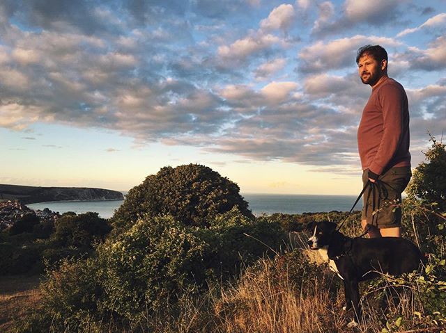rusty_rambles's tweet photo. We’ve been visiting this bay for decades and we haven’t grown tired of it yet. There’s still so many hills and paths yet to be explored. And the sunset view down the valley is worthy of a few repeat viewings. #upmainland #purbeck https://t.co/Qq7d8s7lJl https://t.co/nei7Wx8Rp7