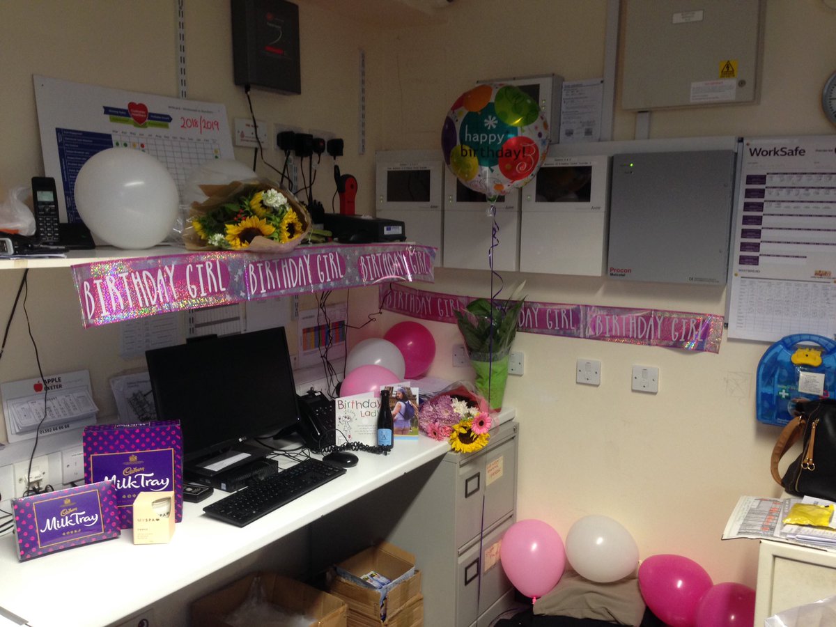 Premier Inn Exeter M5 J29 tweet media