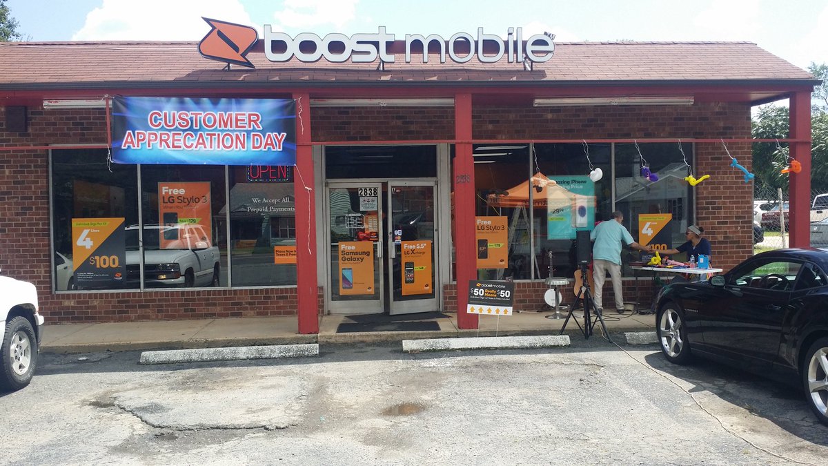 Customer appreciation day
Waughtown store