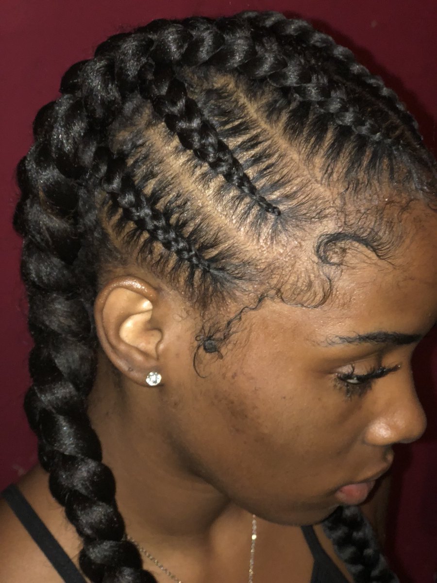 Nee_Da_Stylist's tweet photo. HMU Ladies For Prices & Appointment’s!! First Time Trying This Style😍😍 I Like I Think I Nailed It!! #PracticeMakesPerfect🙏🏾 #NeeDaStylist #Bookwithmeneoww #nolabraider #westbankbraider https://t.co/MpMX9PNsBr