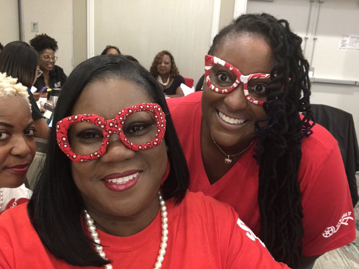 iamLaShannon_'s tweet image. Delta Tings! Miami Alumnae Chapter of @DSTMiamiAlumnae 2018 Chapter Retreat. Good times today as we took flight on Delta Flight 262. We are leveling up to a new altitude, continuing the business of Delta with distinction! ❤️🐘🔺

#DeltaSigmaTheta #MACmade #DeltasFinest