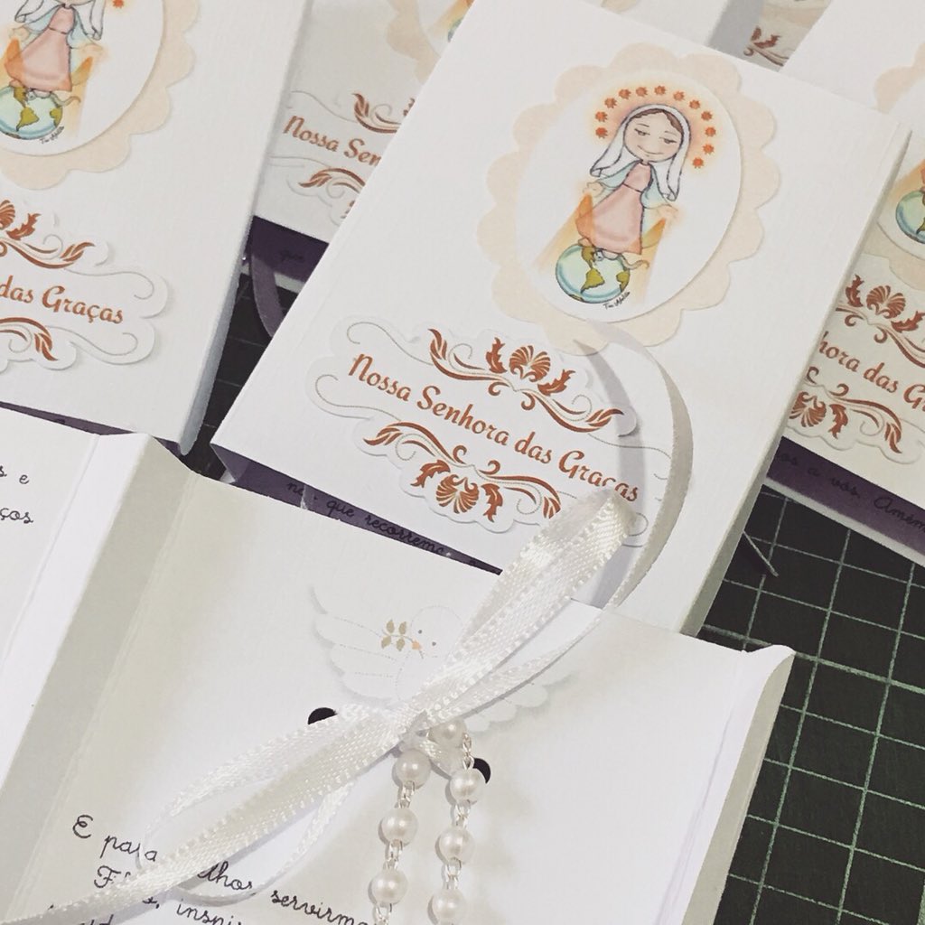 PliePapelaria's tweet photo. Como não amar!!!! #relicario #lembrancinhas #lembrancadebatizado #baby #babies #batizado #baptism #nossasenhoradasgraças #papercraft #cute #cutepaper #feitocomamor #feitoamao #love #instagood #beautiful #photooftheday #momlife #papercraft #paperdesing #stationery https://t.co/bpBd5gRBlr