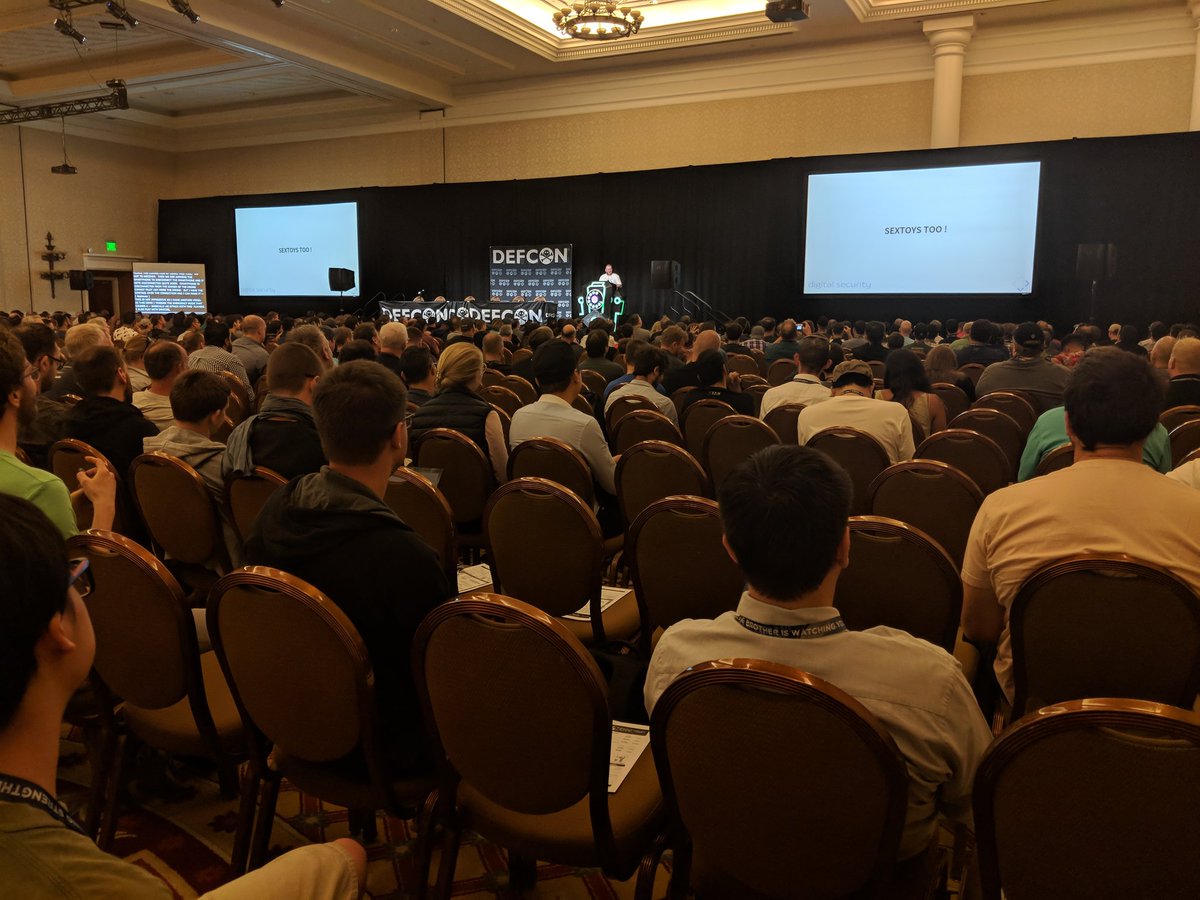 dadatdefcon's tweet photo. Btle sex toy hacking. #DEFCON26 https://t.co/0tuOt8pTDw
