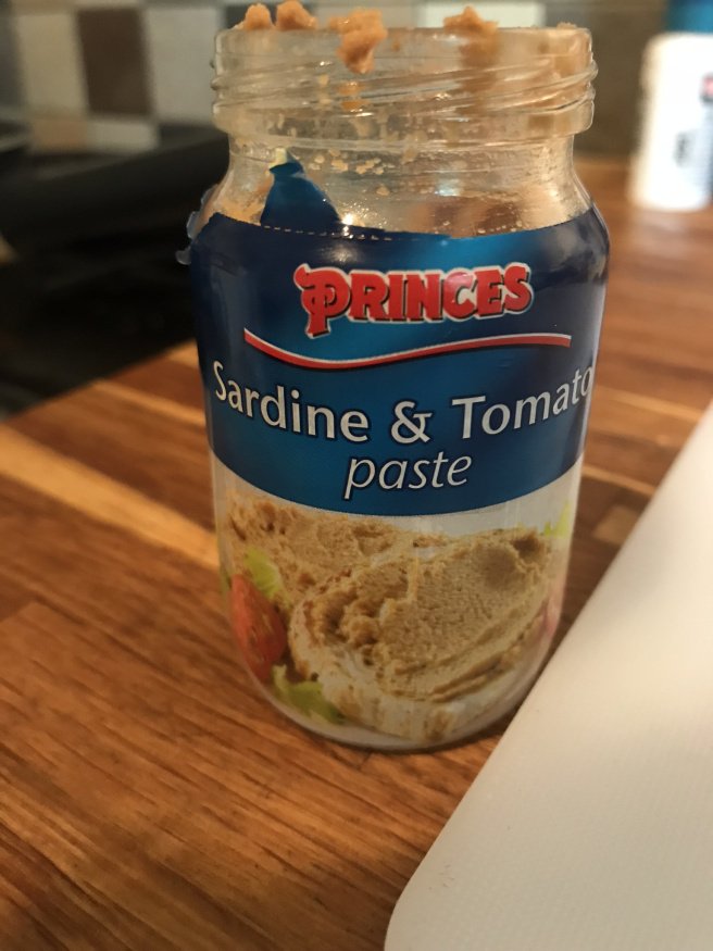 cookingPHead's tweet photo. Ugly But Worthy: Creamy Sardine And Tomato Pasta https://t.co/wRuqwEr67A