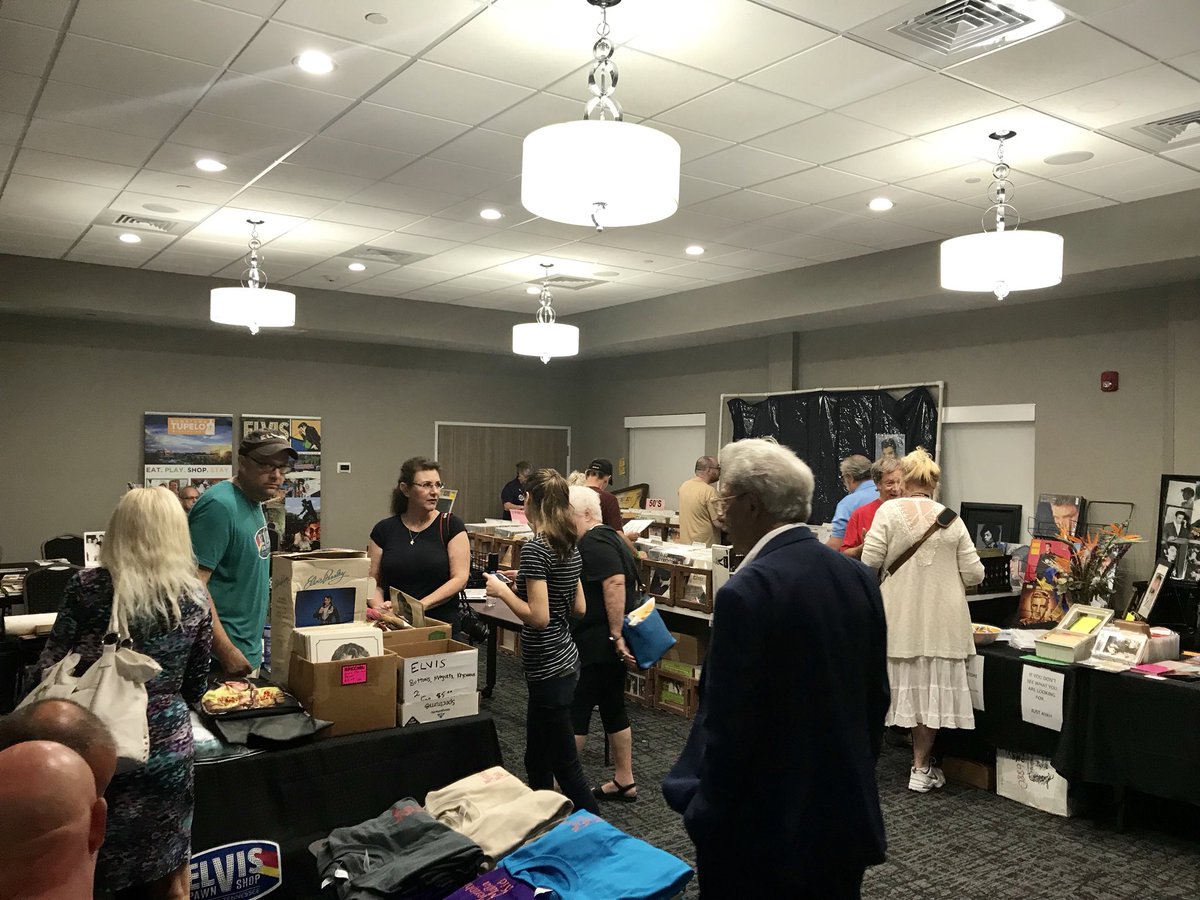 tupeloelvisfest's tweet photo. https://t.co/sGkbh7acWU