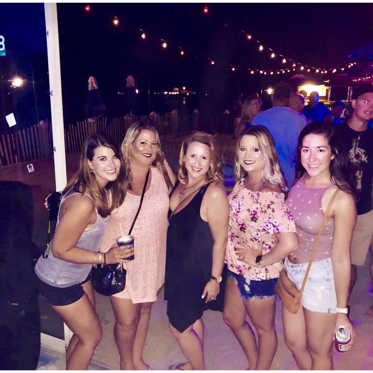 __KerryLyn130's tweet photo. Northbeach nights. #DeweyBeach2018 #Northbeach #109D https://t.co/uV2ghHR2uR