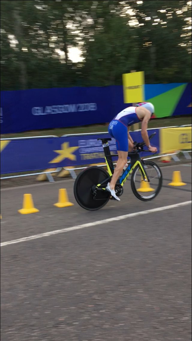 smithtri95's tweet photo. Frustrating race in Glasgow for ETU Sprint Champs this morning with a very much sub-par swim, decent bike back to within 10s of the leader (2nd fastest bike in AG) but faded on the run to finish 6th 20-24 and 20th overall 🏊🏻🚴🏻‍♂️🏃🏻🇬🇧🏴󠁧󠁢󠁳󠁣󠁴󠁿 #teamemgus #etuchamps https://t.co/DGgy9VMxKM