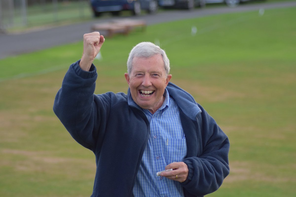 BlagdonParkCC's tweet image. 1s WIN by 8 wickets. Foster 26, Clough 31* Senior 4* #30points