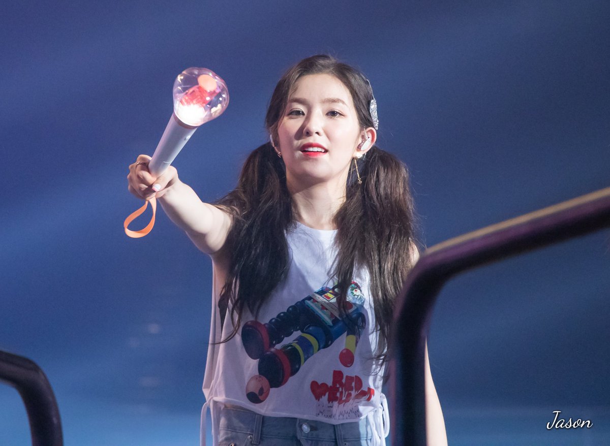 JasonC_1112's tweet photo. 180804/05 레드벨벳 콘서트 REDMARE #레드벨벳 #RedVelvet #Irene #아이린 https://t.co/JiIBJKtDR2