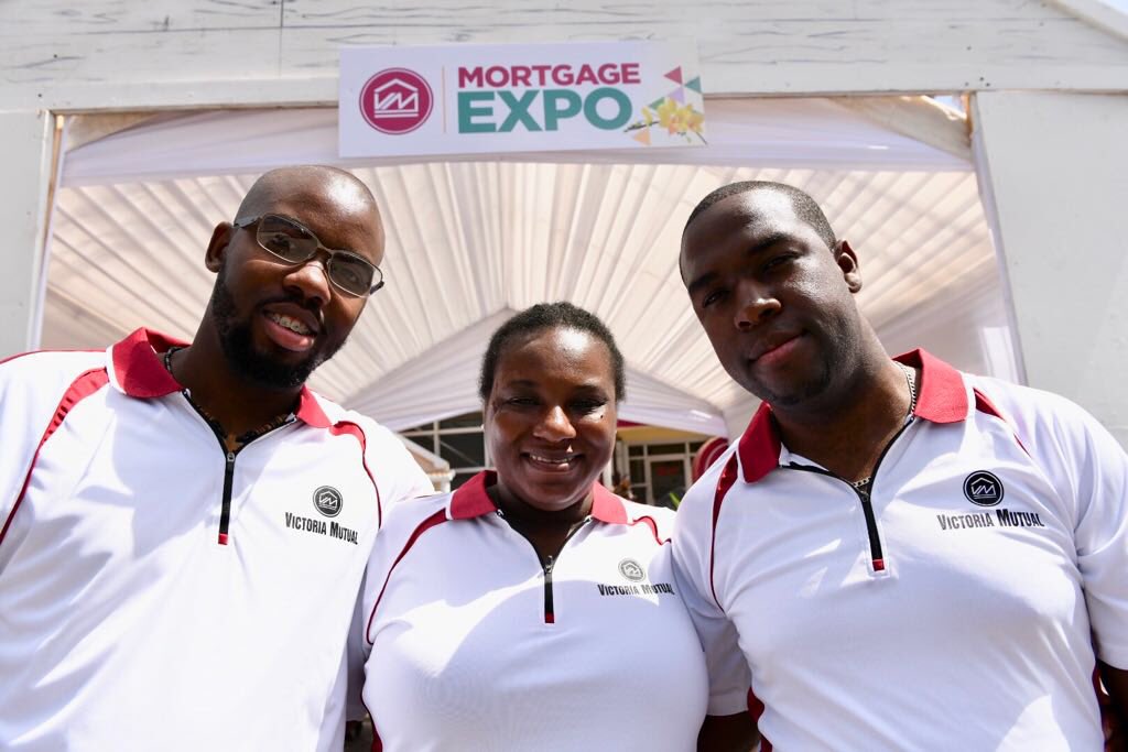 myvmgroup's tweet photo. Our Mortgage Expo is off to a great start. Account opening, wealth/investment advice, 50% offprocessing fees, 50% off valuation fees, up to 97% financing on mortgages and much more. Come on down to VMBS Ocho Rios at 7 Newlin Street!!! #vmmortgageexpo #VMBS #StepIntoYourHome https://t.co/wHbSdePIG7