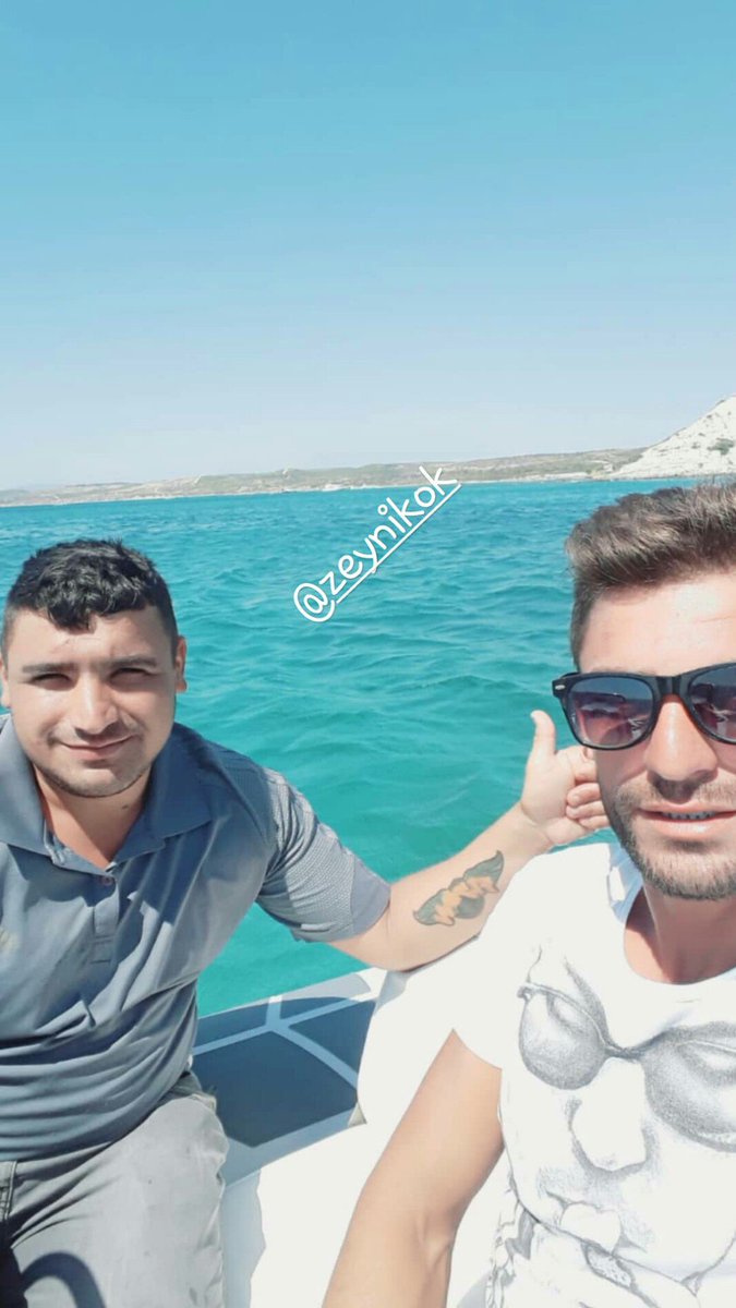 Emrah36029915's tweet photo. I'm at @FlyInnBeach in Çeşme, İzmir https://t.co/JRBoJQ8HFf https://t.co/l2vVLJKiqy