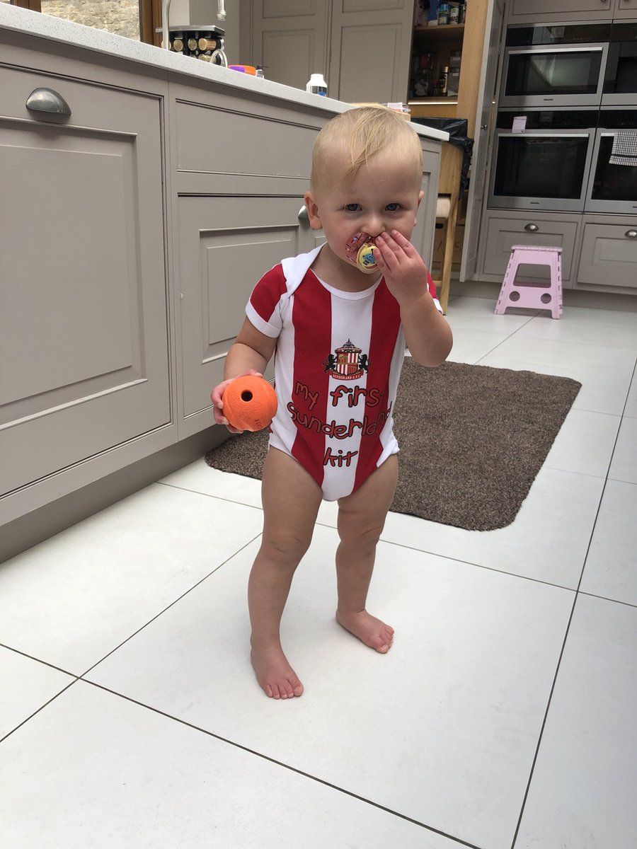 JaimeDonald1's tweet photo. Come on daddy mummy &amp; I are listening at home!!! https://t.co/VrTBCSAvWJ