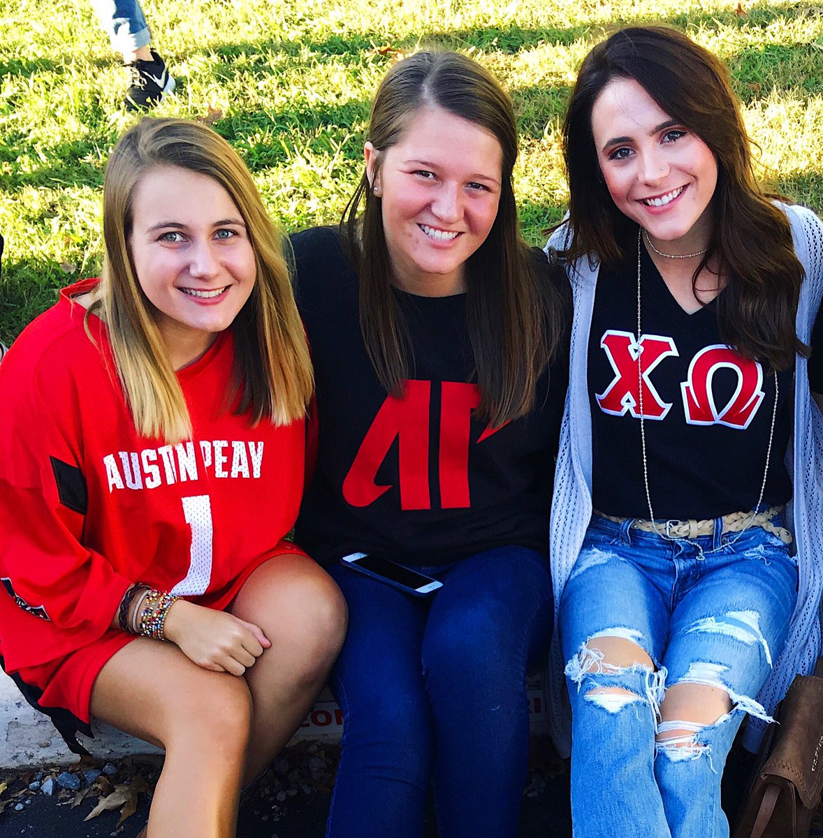 APSUChiOmega's tweet photo. We are ready for football season and to cheer our Govs on with the best sisters around!
.
.
.
#apsu22 #apsuchiomega #govsfootball https://t.co/GA65jMCGhp