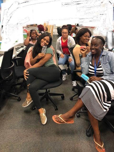 TPAlbanyCCM's tweet photo. At TP Albany today, we're cooling off our employees with twin freeze pops! Nice way to stay cool in this Georgia Heat. #TogetherWeWin https://t.co/swBFi7SGyR