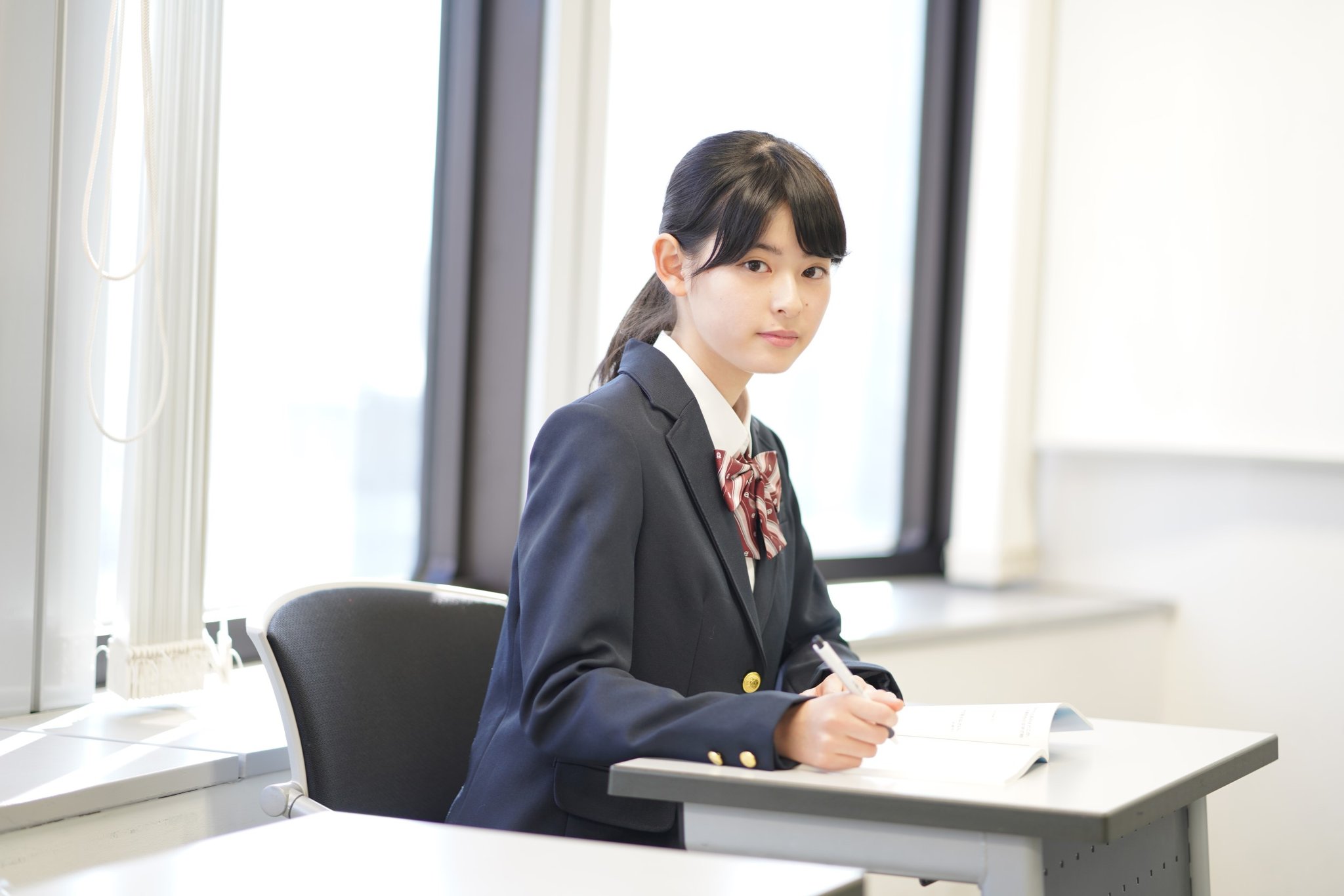 福島美少女図鑑 公式 福島美少女図鑑専属モデル紹介 3 柄澤麻美 15 17年所属 165cmのスラッとしたスタイルと図鑑モデルらしい清楚な雰囲気で Vol 5の表紙でデビューした麻美ちゃん 注目素材です 出演歴 パンフ