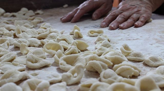 Walks's tweet photo. Puglia’s Salento boasts gorgeous beaches, lush farmland, ornate churches, and ancient ruins. It’s also home to many of the foods Italy is famous for https://t.co/K1dpVRmNWO via @Walks #takewalks https://t.co/92v13gQH7s