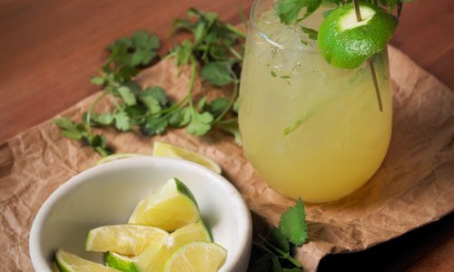 SoleOTO's tweet photo. Craft Cocktails at BALEENkitchen!
Who is up for a Guillermo's Special?
#baleenkitchen #soleoto #drinks #startliving #noblehousehotels https://t.co/zaPLC7CIxg