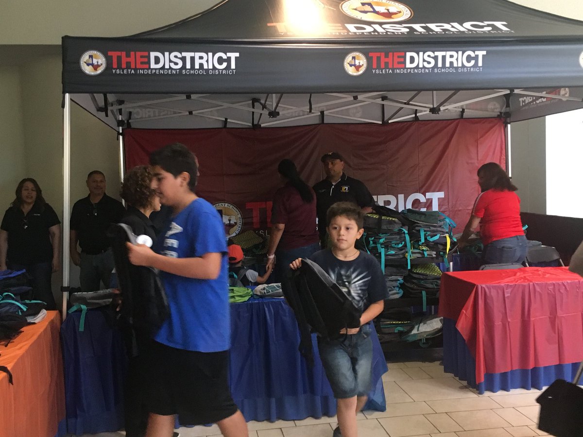 Our Dual Language Programs Department and #THEDISTRICT supporting our community #BACKPACKGIVEAWAY