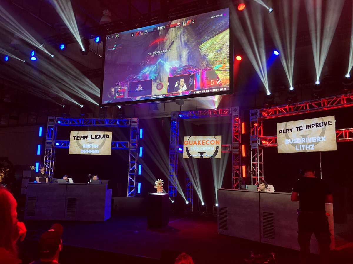 jcar805's tweet image. Doesn’t get better than this. Main stage Quake time! #QuakeCon2018 #QuakeChampions Go Team Liquid! @liquidrapha @liquiddahang