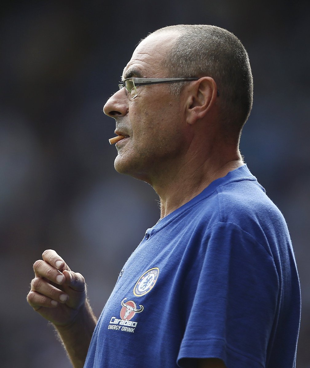 maurizio sarri eating cigarette Just Maurizio Sarri seemingly eating a cigarette, no big deal