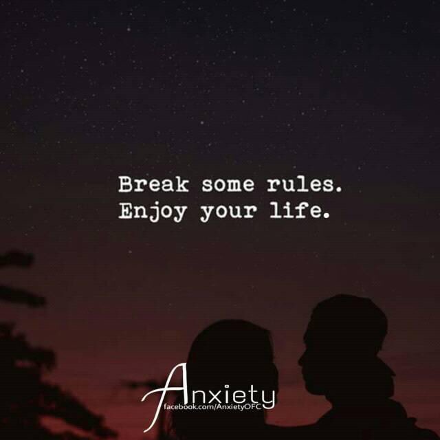 emoanxiety's tweet photo. YOLO https://t.co/tvo0Zq3NBQ
