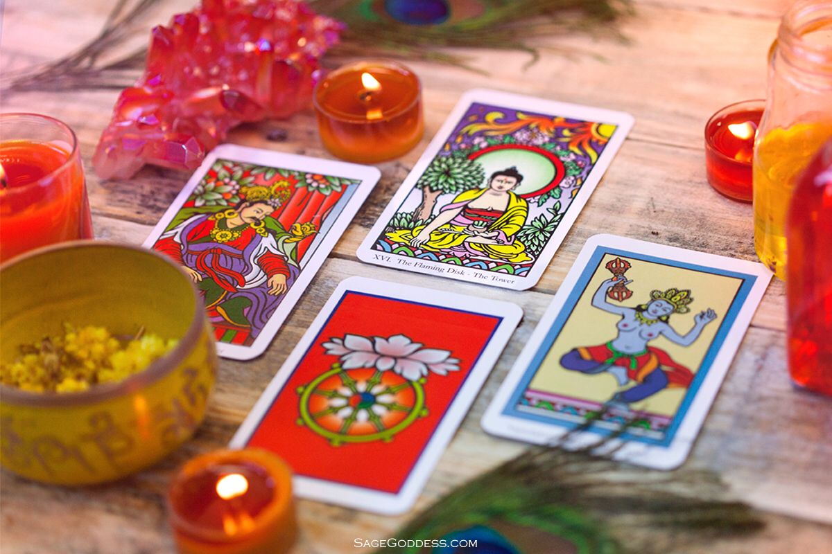 TheSageGoddess's tweet image. #TheTower represents the destruction that precedes creation. Associated with Mars, the fiery planet that rules all things sharp, imagine this energy cutting away everything you thought was keeping you safe, but is now holding you back. buff.ly/2mu5Awm #tarot