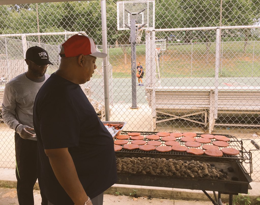 SirMannyG's tweet image. 11th Anniversary Community Day is underway at #EmeryHeights Community Center. A fun, free event for all ages. Come out! #Ward4Proud  @CMBrandonTodd @DCDPR