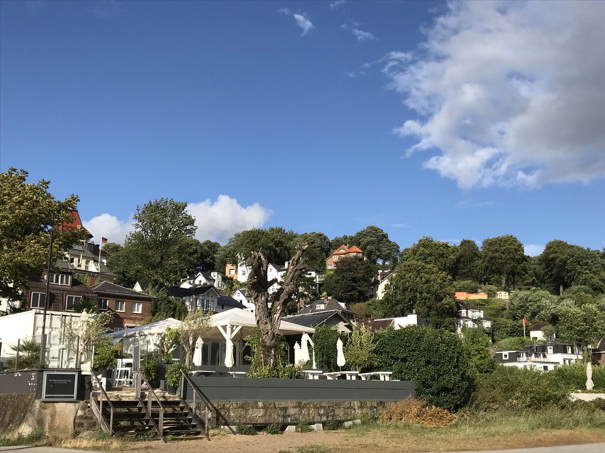 Blankenese von der Elbe aus - 2018 #Hamburg #Blankenese
