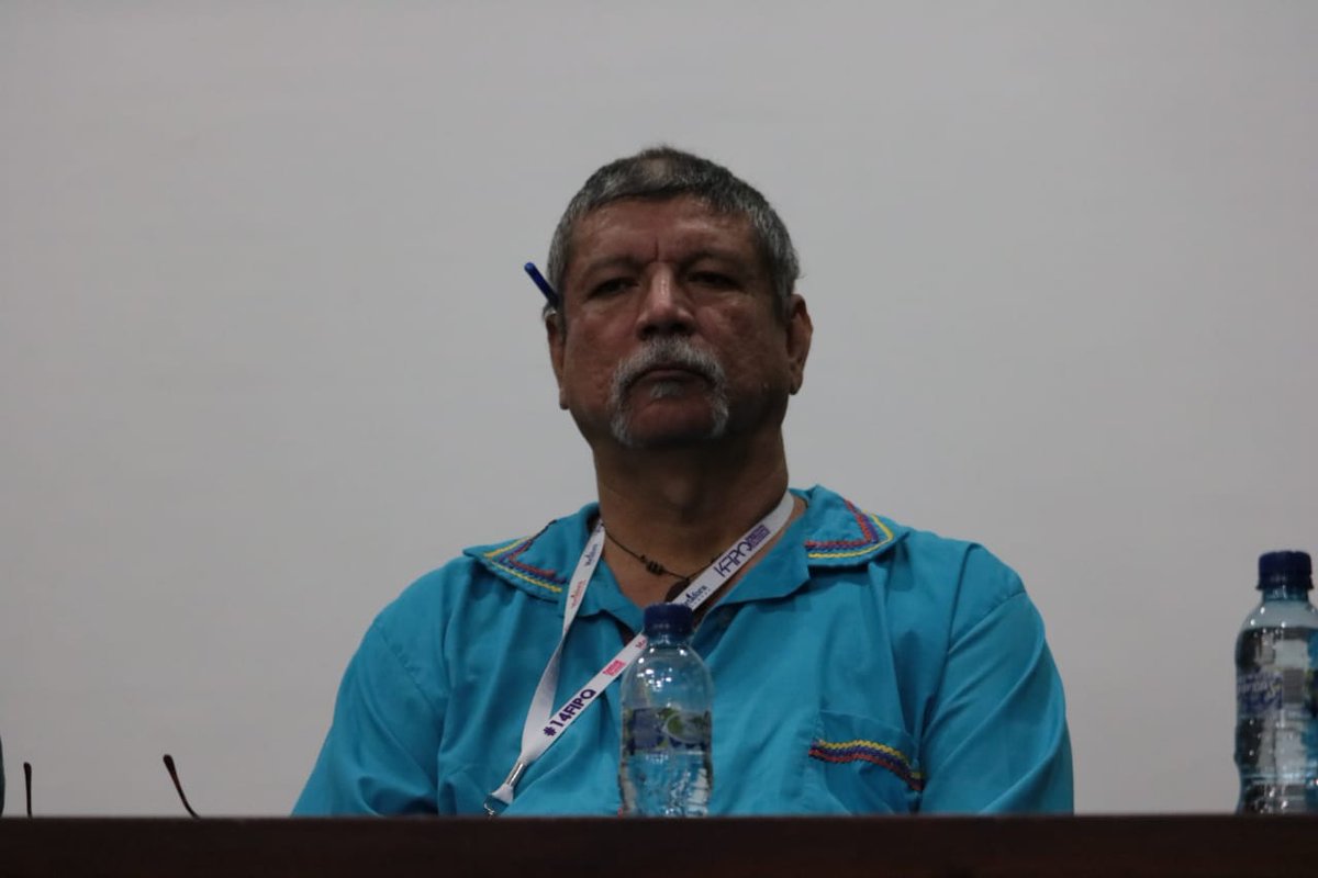 MetaforaFIPQ's tweet photo. Lectura en la Universidad Mesoamericana con los poetas invitados @memo_acuna (Costa Rica), David Robinson (Panamá),
Eduardo Curbelo (Uruguay) y René Morales (México)
#14FIPQ https://t.co/u29eEt8UOi