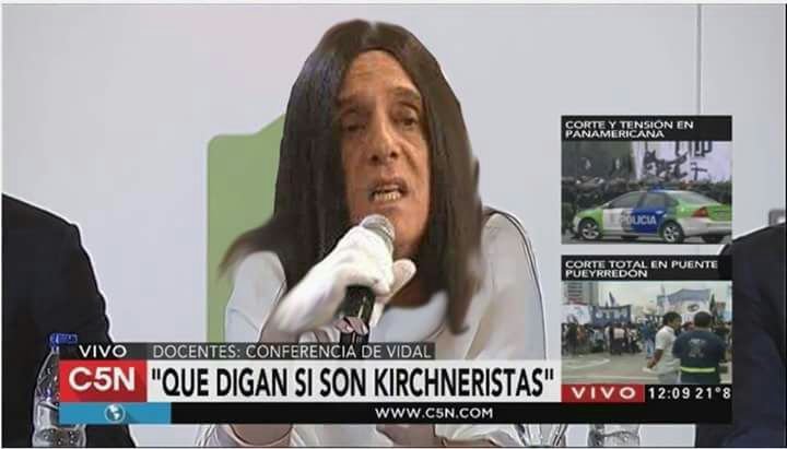 Vidal hace caso omiso a la demanda de dar las explicaciones pertinentes por el caso de los #AportantesTruchos .
Sin embargo, ahí lo tenés a <a href="/juan_amorin/">Juan Amorín</a>, un gurí de 26 años, yendo a las villas donde el PRO les quitó hasta la identidad, a darle contención a los excluidos.