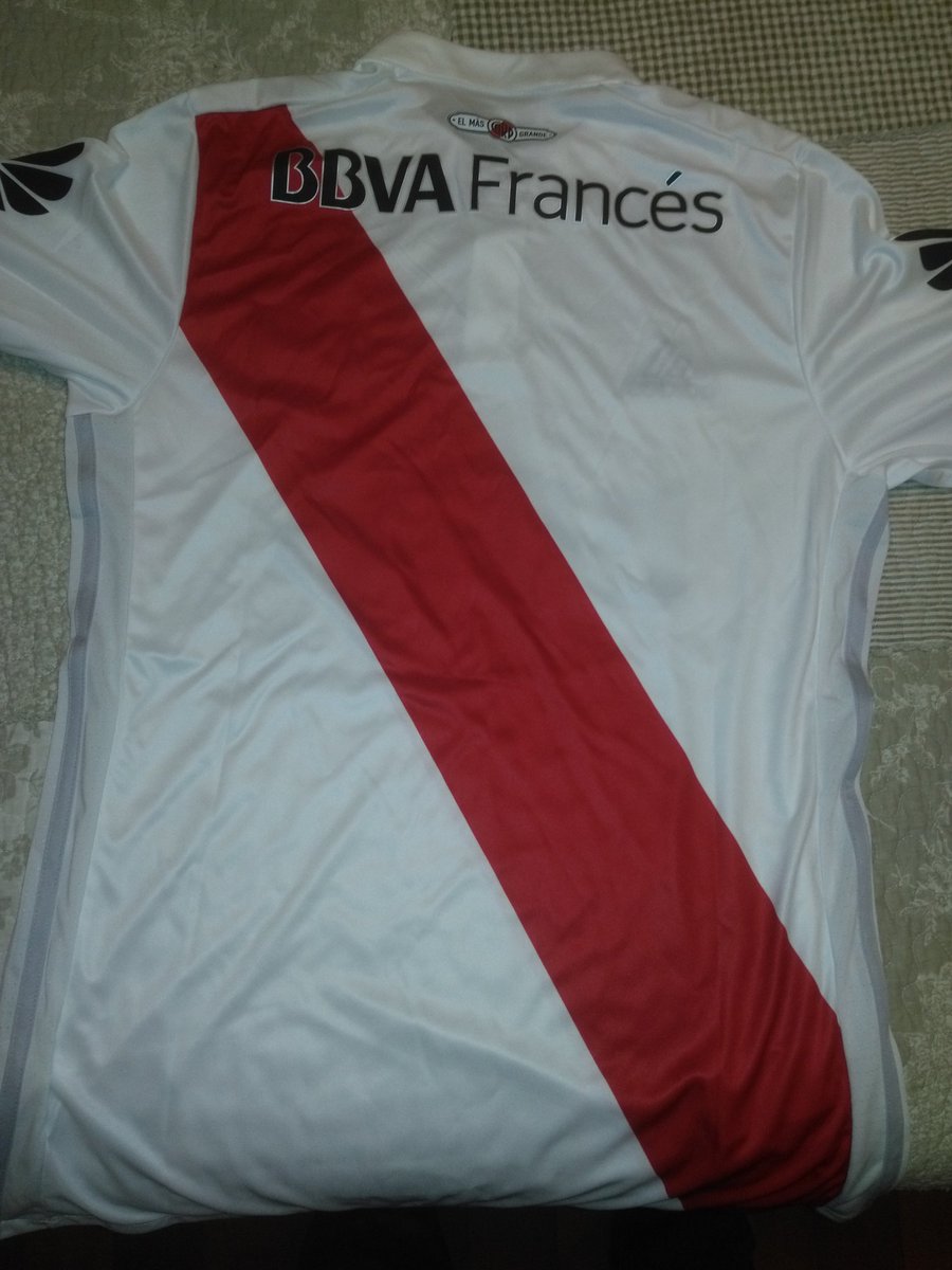 Querés está camiseta de #River? El 22-8 se sabe quién se la lleva. RT y quedan anotados/as. Vamosssss!!!