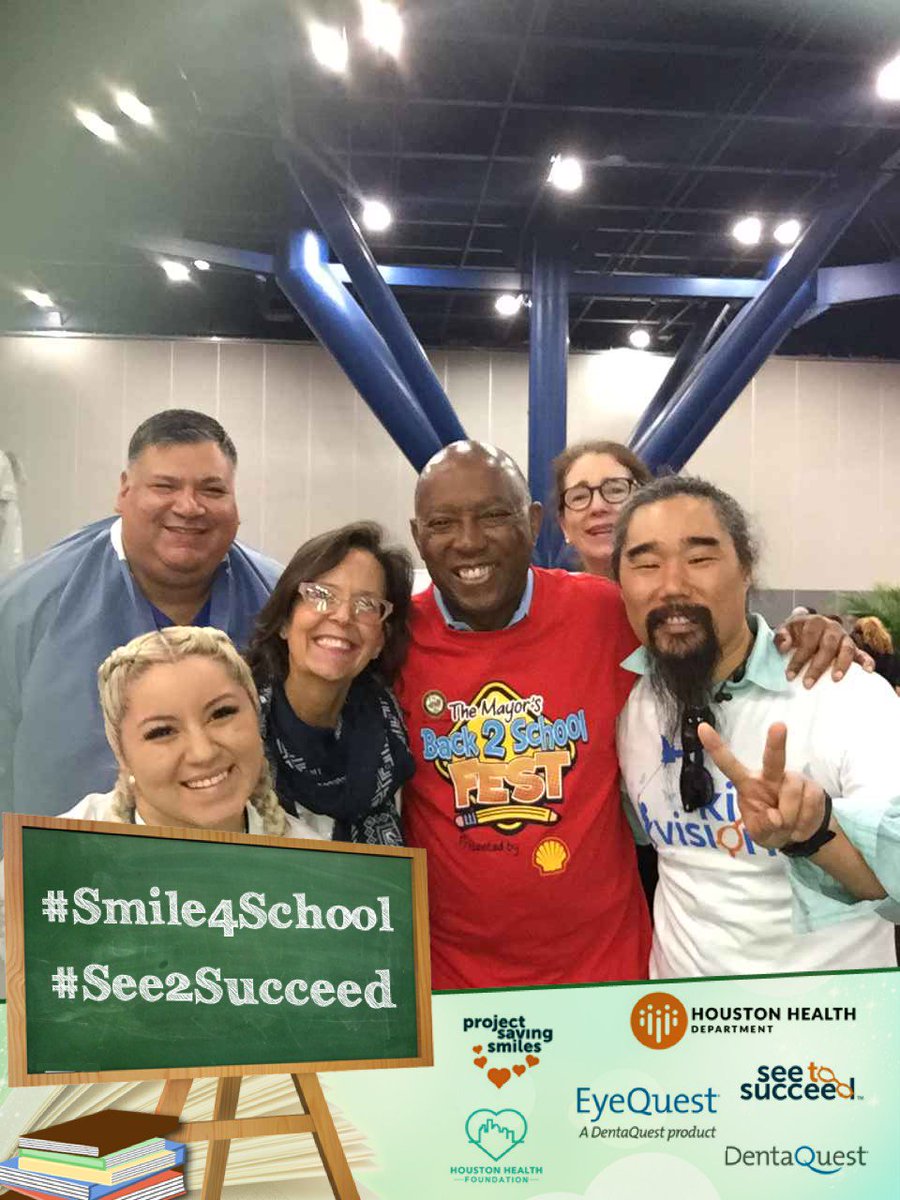 HoustonHealthFD's tweet photo. Come by our Photo Booth to enjoy the fun at #Back2School fest.
📷 Get your picture taken.
📩 Receive by email.
🤳 Tag @DentaQuest @HoustonHealthFD
#⃣ Use Hashtags: #Smile4School #See2Succeed
Thanks @SylvesterTurner for stopping by.
#mbsf #Back2SchoolFest https://t.co/Lgp0wc0yUv