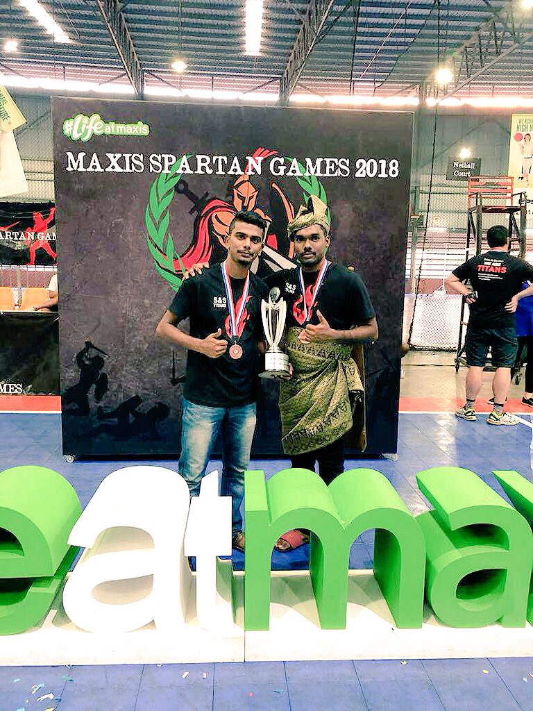 premgovindan's tweet photo. Maxis Spartan Games 2018 ⚔️🛡
#3rdPlaceFutsalTournament🥉
#SalesÑServiceTeam
#3rdConsecutiveYearOverallChampion
#WeCameWeSawWeConquer
#LifeAtMaxis https://t.co/NrD1Goe4Gf
