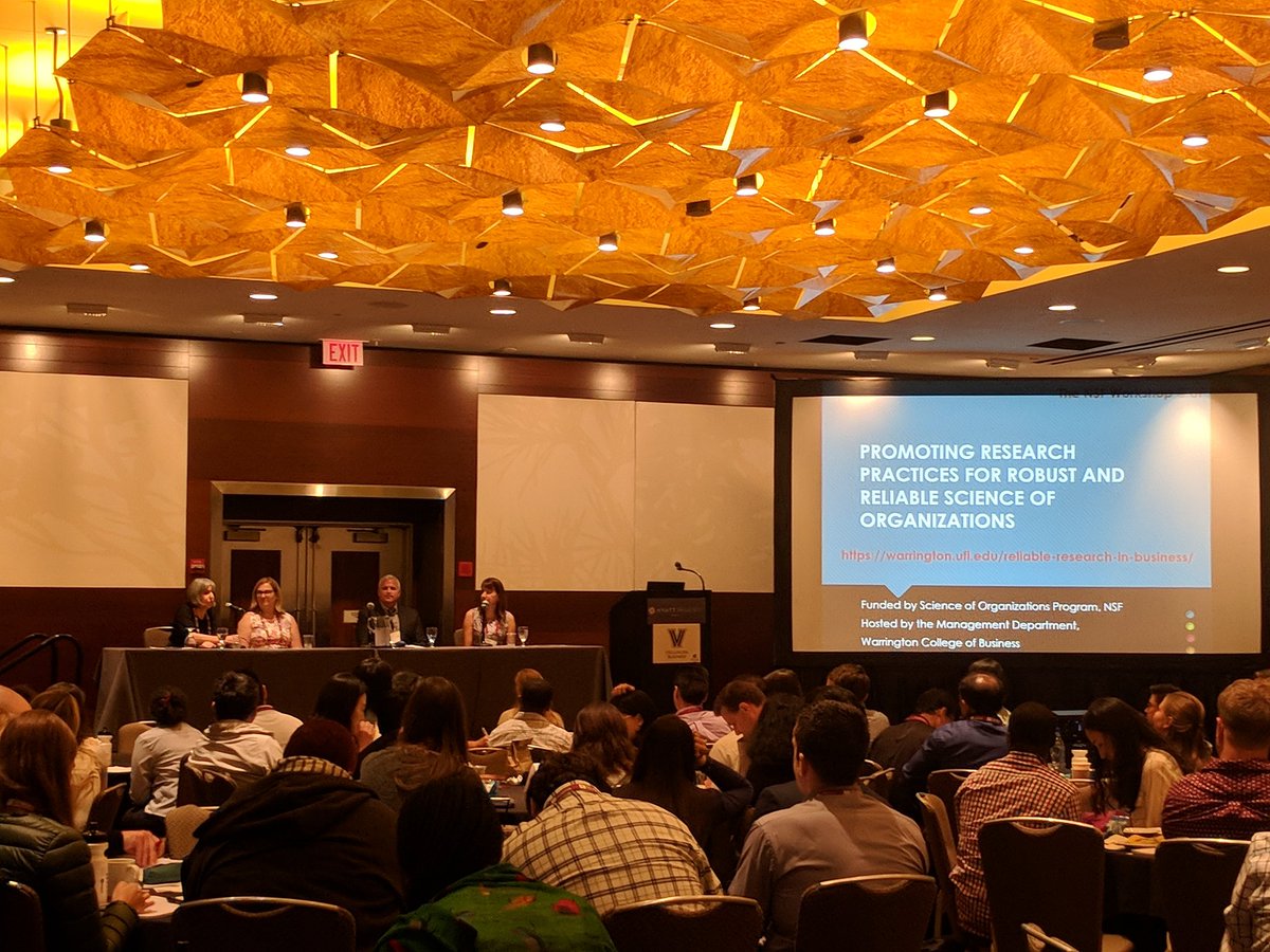 AOM_NDSC's tweet photo. Publisher's Panel #NDSC2018 https://t.co/v4h9omeZ34