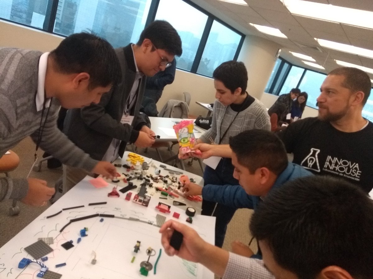 InnovaInhouse's tweet photo. Construimos una ciudad
Construimos un equipo
Bienvenidos a #MTPF
Nueva promoción de Maestría en Tributación y Política Fiscal
@udelima #integracion #teambuilding #innovationday #intrapreneur #innovainhouse https://t.co/gYafZttEtO