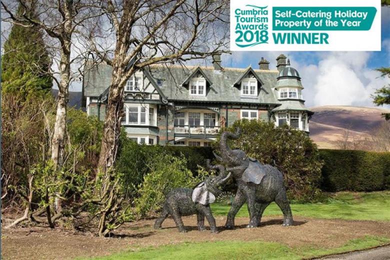selfcatering4U's tweet photo. Check out Bristowe Hill - @cumbriatourism #PropertyoftheYear an elegant Edwardian home from home refurbished with a contemporary twist. With 360 degree views of some of the Lake Districts most outstanding peaks. >> https://t.co/YFWSbLdX4K #CottageLifeLD #theplacetobe https://t.co/hxPlZw7XAH