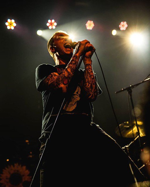 Juke Train tweet media